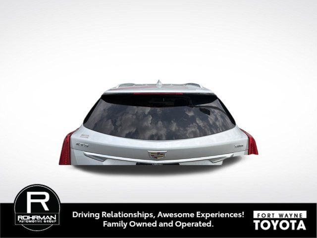 Used 2017 Cadillac XT5 Luxury w/ Driver Awareness Package FWD image 5
