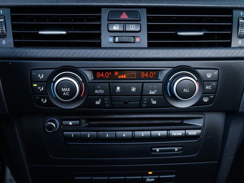 Used 2013 BMW M3 Convertible image 35