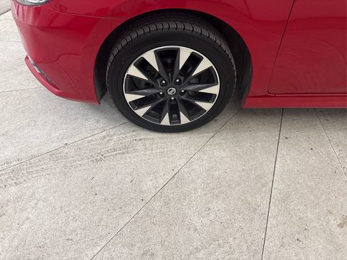 Used 2018 Nissan Sentra SR FWD image 16