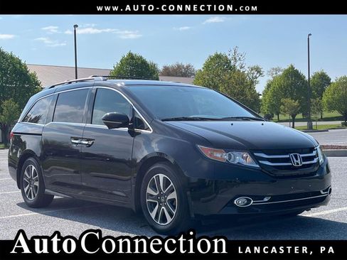 Used 2016 Honda Odyssey Touring image 1