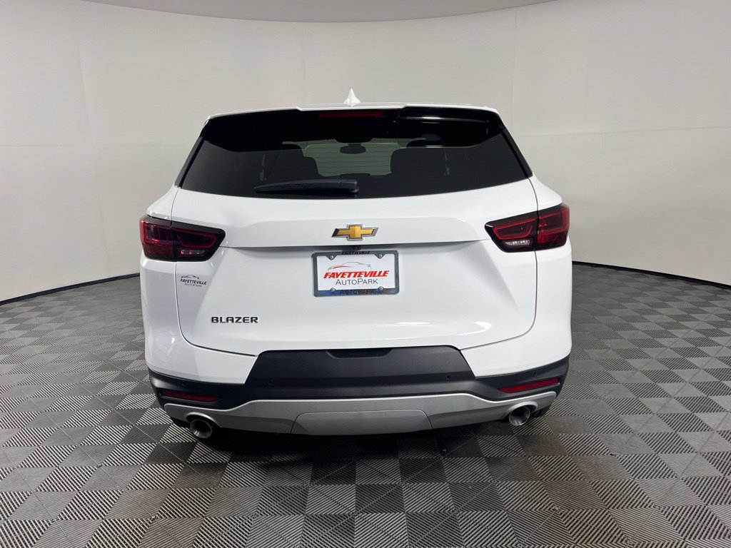New 2026 Chevrolet Blazer LT w/ LPO, Floor Liner Package FWD image 4