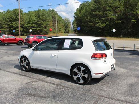 Used 2013 Volkswagen GTI 2-Door image 8
