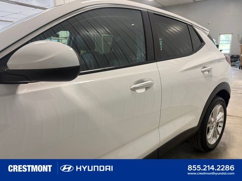 Used 2023 Buick Encore GX Preferred w/ Cold Weather Comfort Package AWD/4WD image 8