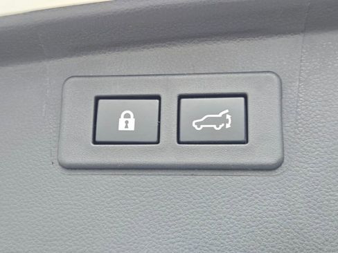 Used 2023 Subaru Outback Limited XT AWD/4WD image 16