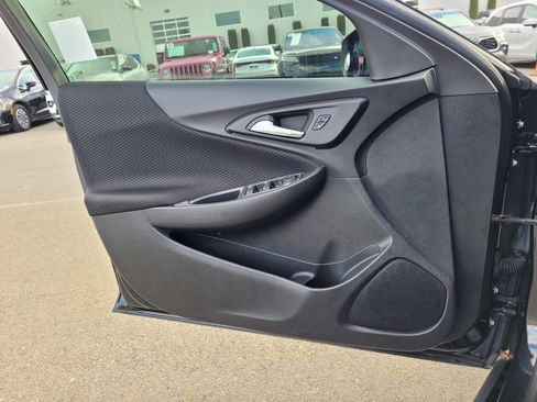 Used 2024 Chevrolet Malibu RS image 15