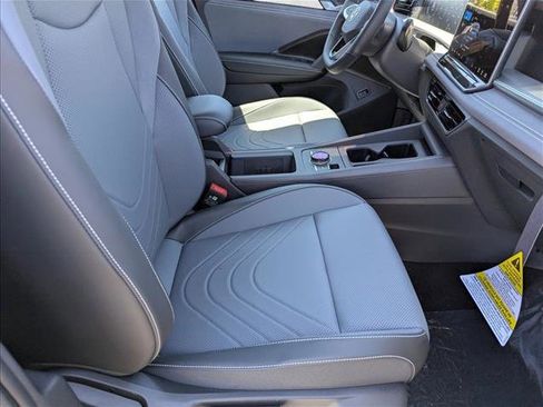 New 2026 Volkswagen Tiguan SE R-Line FWD image 28