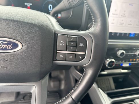 Certified 2024 Ford F450 Lariat w/ Lariat Ultimate Package image 34