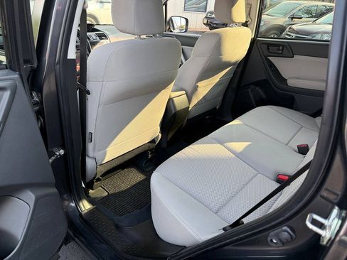 Used 2014 Subaru Forester 2.5i Premium w/ All-Weather Package AWD/4WD image 64