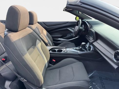 Used 2017 Chevrolet Camaro LT w/ RS Package RWD image 10