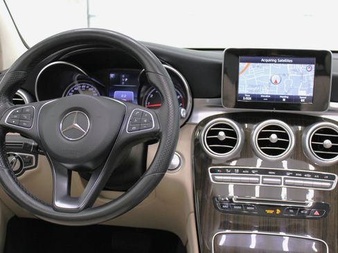 Used 2017 Mercedes-Benz GLC 300 w/ Premium 1 Package image 54