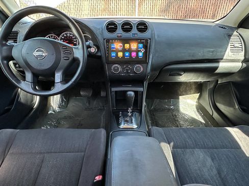 Used 2011 Nissan Altima 2.5 S FWD image 14
