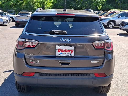 Used 2020 Jeep Compass Latitude w/ Popular Equipment Group AWD/4WD image 5