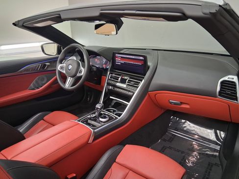 Certified 2025 BMW M850i xDrive Convertible w/ M Sport Professional Package AWD/4WD image 34