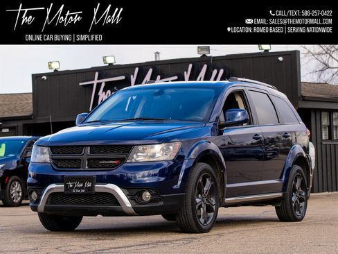 Used 2018 Dodge Journey Crossroad image 1