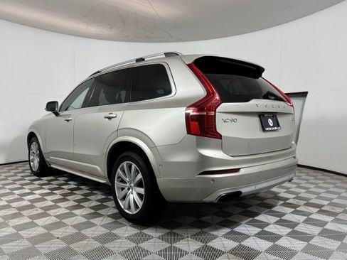 Used 2016 Volvo XC90 T6 Momentum w/ Momentum Plus Package AWD/4WD image 5