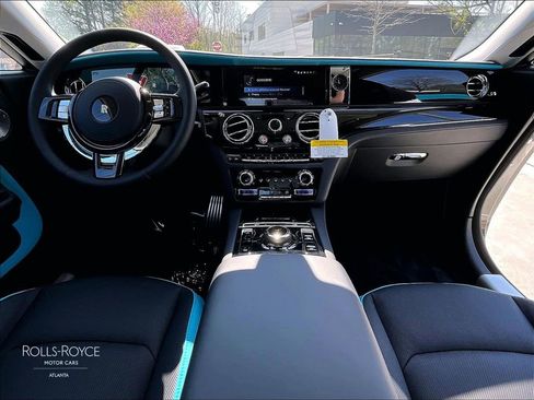 New 2026 Rolls-Royce Spectre image 5