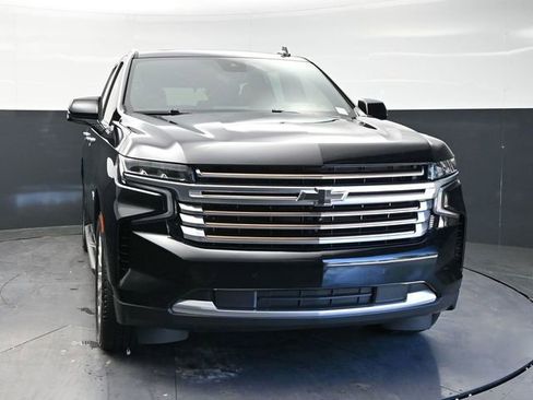 Used 2023 Chevrolet Tahoe High Country AWD/4WD image 2