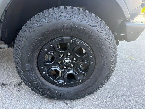 Used 2022 Ford Bronco Wildtrak AWD/4WD image 24