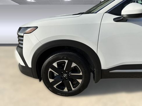 New 2025 Nissan Kicks SV w/ SV Premium Package image 26