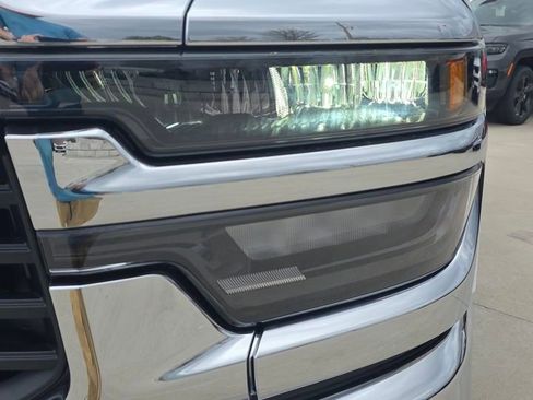 New 2026 RAM 2500 Tradesman AWD/4WD image 10