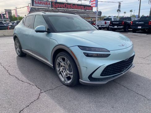 Used 2023 Genesis GV60 Performance image 3