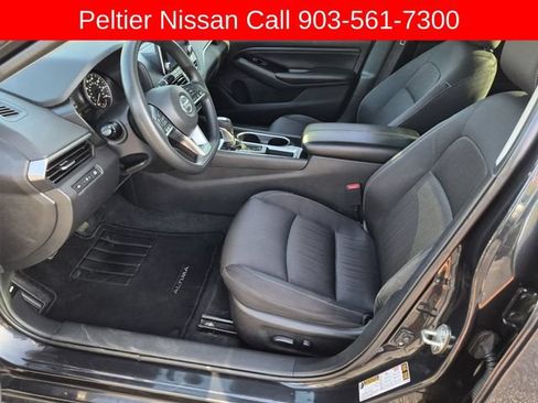Used 2021 Nissan Altima 2.5 SV FWD image 17