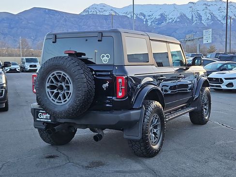 Used 2023 Ford Bronco Outer Banks image 3