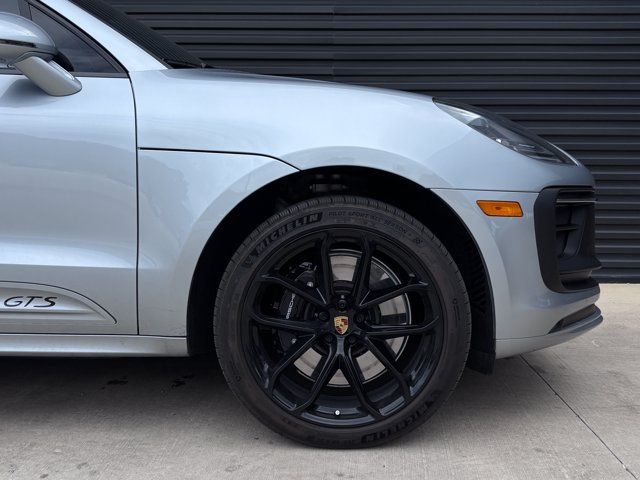 Certified 2026 Porsche Macan GTS AWD/4WD image 11