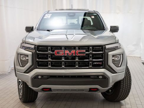 Used 2024 GMC Canyon AT4 w/ AT4 Premium Package image 3