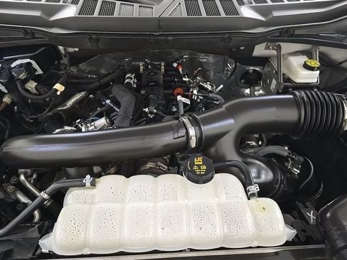 Used 2025 Ford F150 XLT w/ Equipment Group 301A Standard RWD image 5