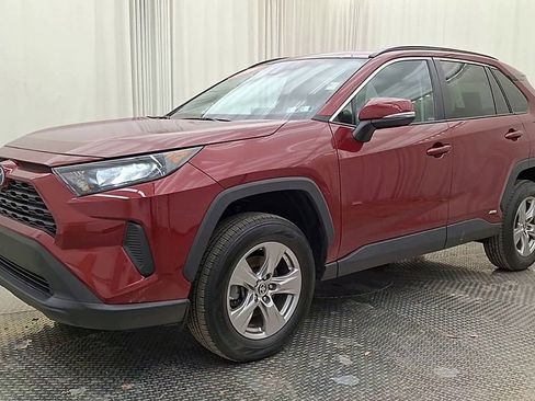 Certified 2022 Toyota RAV4 LE image 2