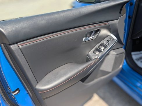Used 2025 Nissan Sentra SR FWD image 16