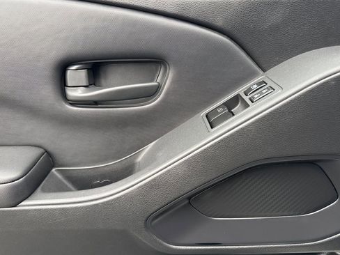 Used 2022 Nissan Frontier S image 10