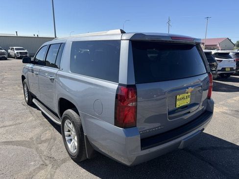 Used 2016 Chevrolet Suburban LT AWD/4WD image 19