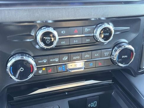 New 2026 Ford F250 Platinum image 9