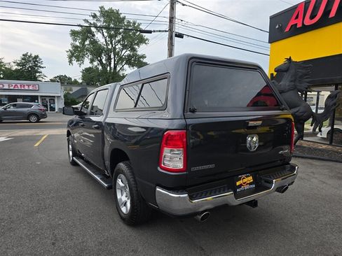 Used 2019 RAM 1500 Big Horn AWD/4WD image 2