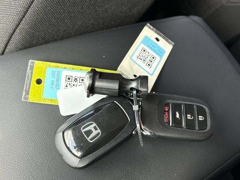 Certified 2027 Honda HR-V LX image 36