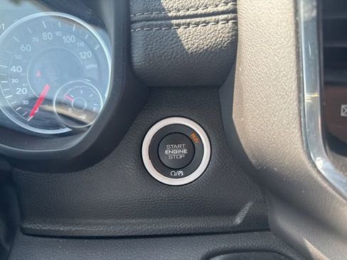 Used 2024 RAM 1500 Laramie image 14