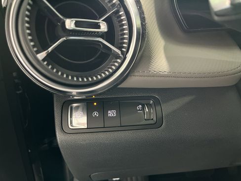 New 2026 Chevrolet Equinox LT FWD image 29