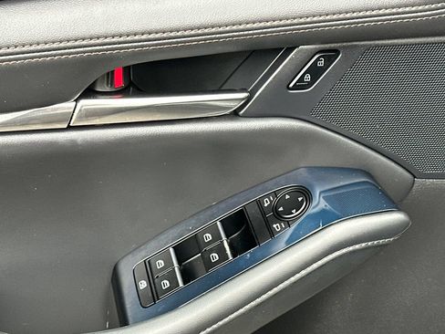 Used 2019 MAZDA MAZDA3 Sedan w/ Select Package FWD image 18