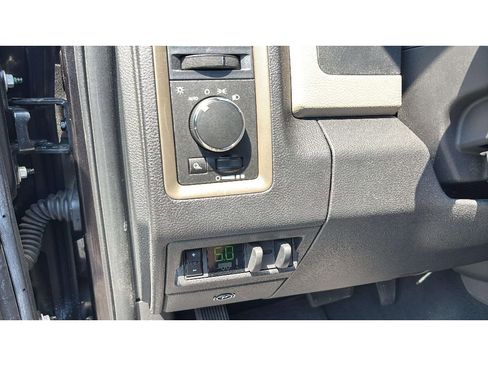 Used 2011 RAM 1500 ST w/ ST Popular Equipment Group AWD/4WD image 17
