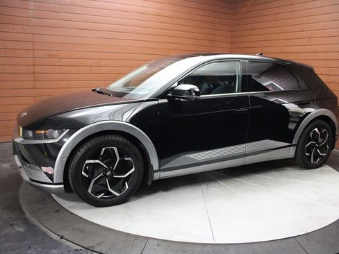 Used 2024 Hyundai Ioniq 5 Limited image 20