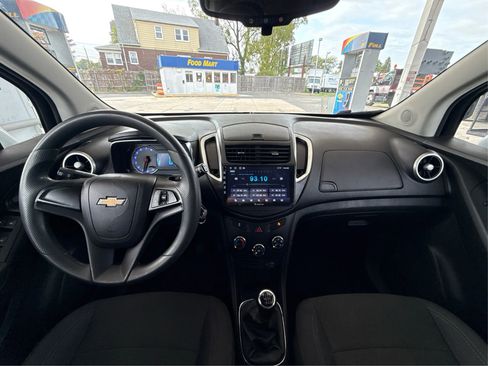 Used 2016 Chevrolet Trax LS FWD image 24