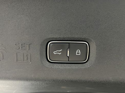 Used 2025 Ford Expedition Max Platinum w/ Stealth Performance Package AWD/4WD image 32
