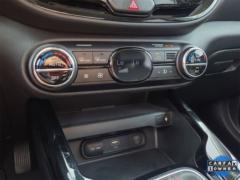 Used 2023 Kia Soul GT-Line image 25