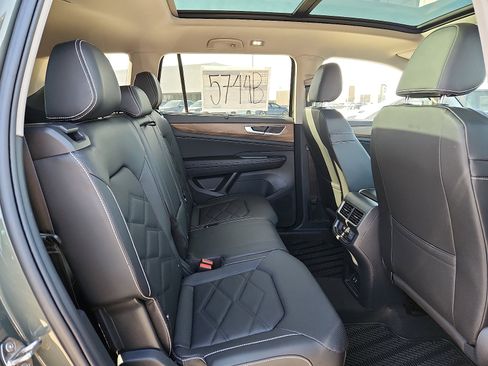 New 2026 Volkswagen Atlas SE image 14