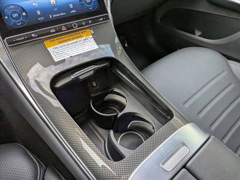 Used 2026 Mercedes-Benz GLC 300 image 12