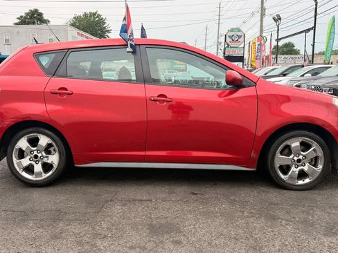 Used 2009 Pontiac Vibe AWD w/ Sun And Sound Package image 11