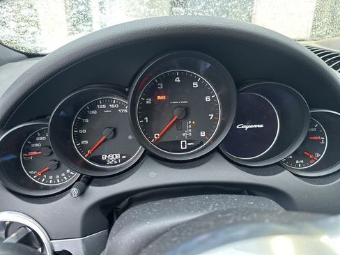 Used 2016 Porsche Cayenne image 7