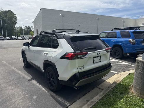 Used 2022 Toyota RAV4 XSE AWD/4WD image 45